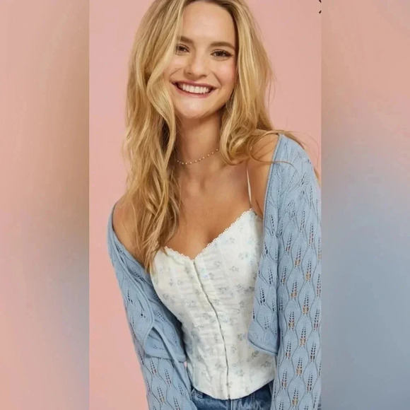 Altar'd State White Blue Floral Cora Corset Top NWT - Picture 4 of 5